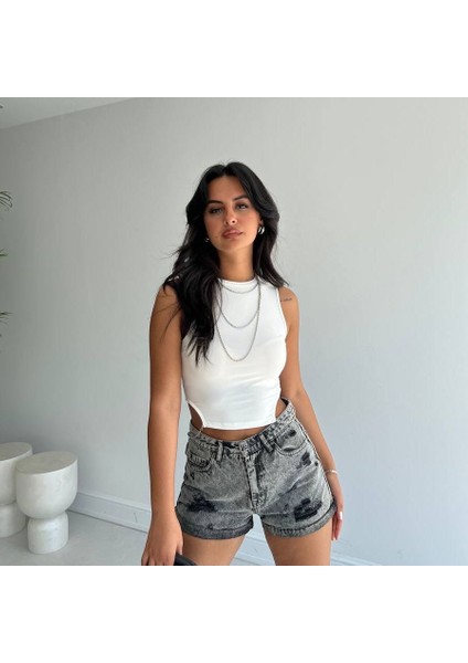 Yanları Zincirli Beyaz Crop Body