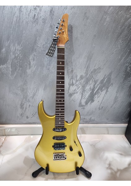 DST700 HSS Gold Elektro Gitar