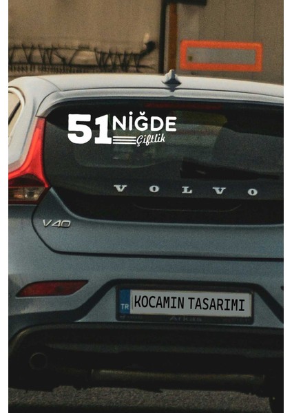 Niğde 51 Plaka Kodlu Beyaz Araç Sticker Çiftlik Ilçe Yazılı Özel Tasarım 40X8 cm Şehir ve Ilçe Temalı Kaliteli Sticker