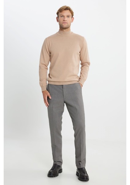 Pamuklu Standart Fit Normal Kesim Yarım Balıkçı Yaka Triko Bej Kazak fiyatları