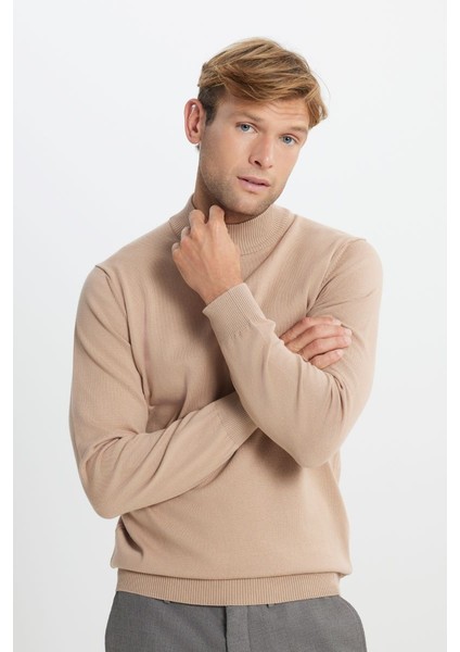 Pamuklu Standart Fit Normal Kesim Yarım Balıkçı Yaka Triko Bej Kazak fırsatları