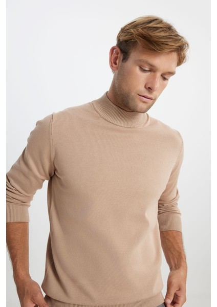 Pamuklu Standart Fit Normal Kesim Yarım Balıkçı Yaka Triko Bej Kazak indirimleri