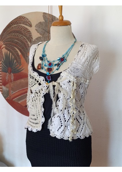 Hippybutik Kadın El Işi Asimetrik Krem/ekru Tasarım Yelek