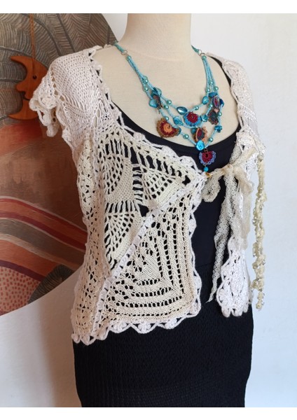 Hippybutik Kadın El Işi Asimetrik Krem/ekru Tasarım Yelek fiyatları