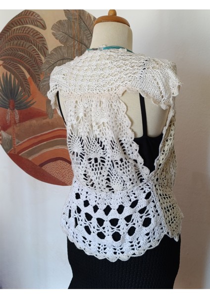 Hippybutik Kadın El Işi Asimetrik Krem/ekru Tasarım Yelek fırsatları