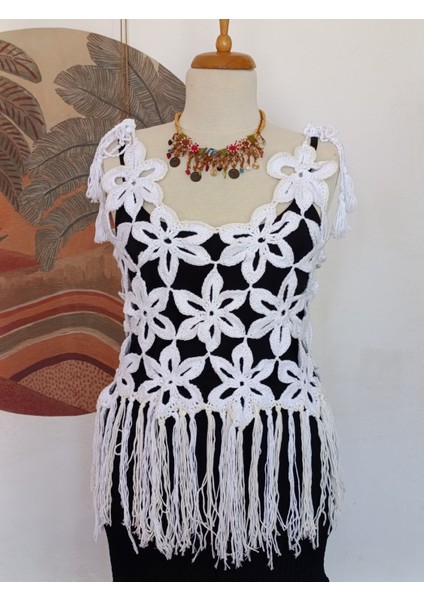 Hippybutik Beyaz Tığ Dokuma Dantel Püsküllü Askılı Tasarım Tunik/bluz