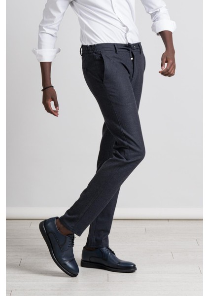 Slimfit Bitik Kareli Beli Lastikli ve Iplikli Kışlık Kumaş Jogger Pantolon modelleri