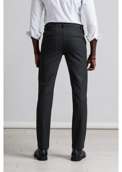 Slimfit Bitik Kareli Beli Lastikli ve Iplikli Kışlık Kumaş Jogger Pantolon modelleri