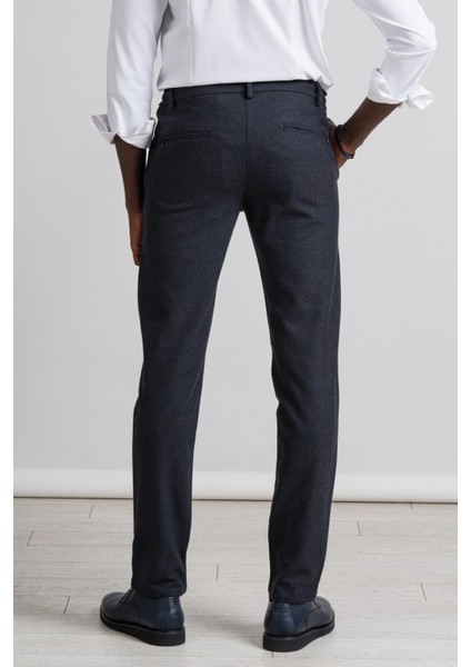 Slimfit Bitik Kareli Beli Lastikli ve Iplikli Kışlık Kumaş Jogger Pantolon indirimleri