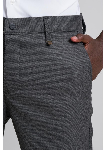 Armürlü Bitik Desenli Regular Fit Kışlık Kumaş Pantolon indirimleri