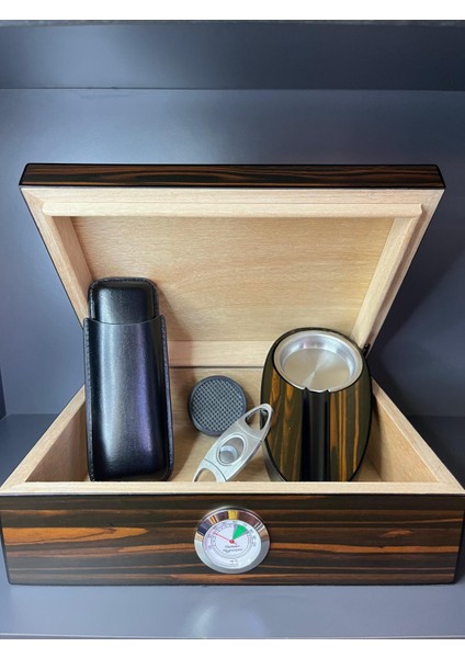 Nem Ölçerli Hakiki Ahşap Puro Kutusu Lüks Humidor Set (El Humidoru, Puro Makası, Puro Küllüğü)