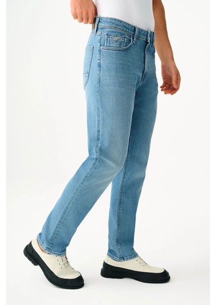 Erkek Jean Pantolon Açık Mavi LF2037015 modelleri