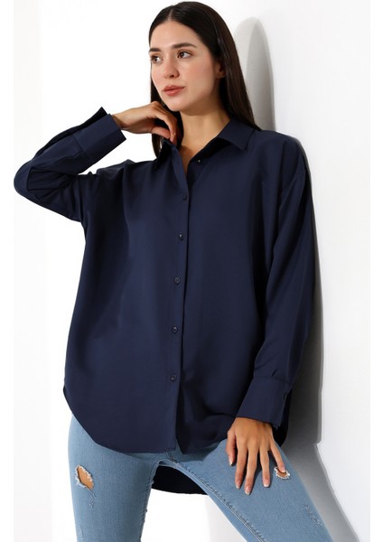 Oversize Mikro Saten Dökümlü Lacivert Kadın Gömlek modelleri