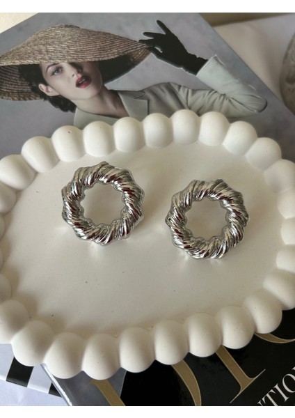 Yuvarlak Halka Şeklinde Modern Pinterest Küpe