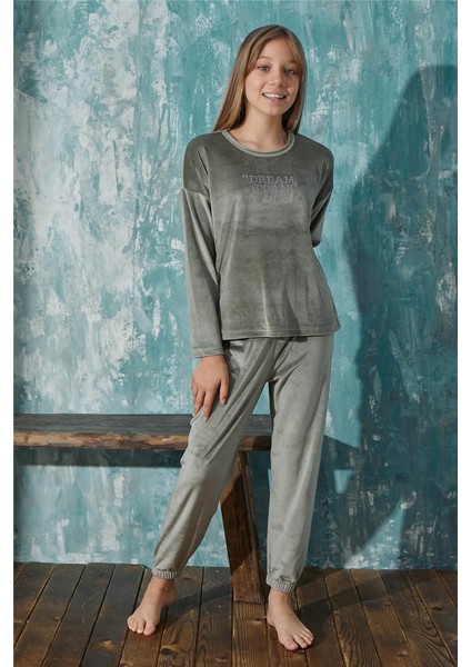 Yeşil Dream Desenli Exclusive Kadife Kız Çocuk Pijama Takımı
