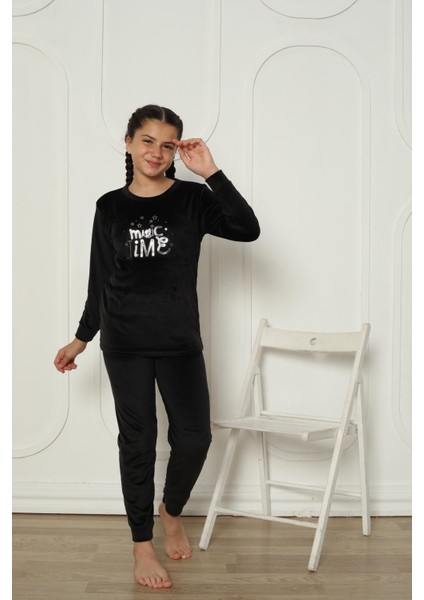 Yeni Sezon Trend Model Kadife Kız Çocuk Pijama Takımı 5990-SIYAH