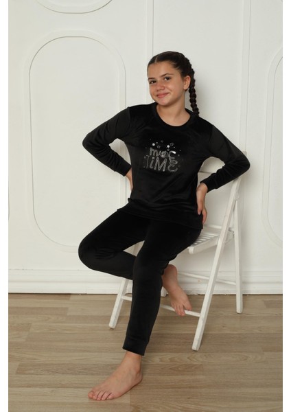 Yeni Sezon Trend Model Kadife Kız Çocuk Pijama Takımı 5990-SIYAH