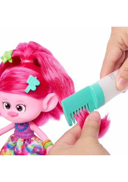 Trolls Band Together Hair-Tastic Queen Poppy HNF25 indirimleri