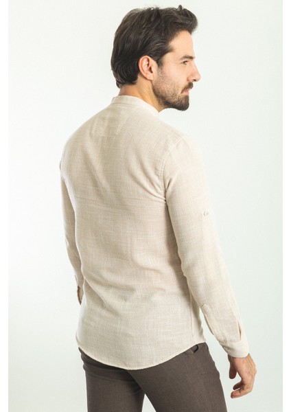 Desenli Bej Rengi Slim Fit Hakim Yaka Uzun Kollu Erkek Gömlek