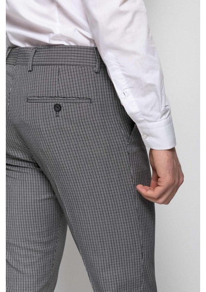 Kareli Siyah Renk Super Slim Fit Erkek Pantolon