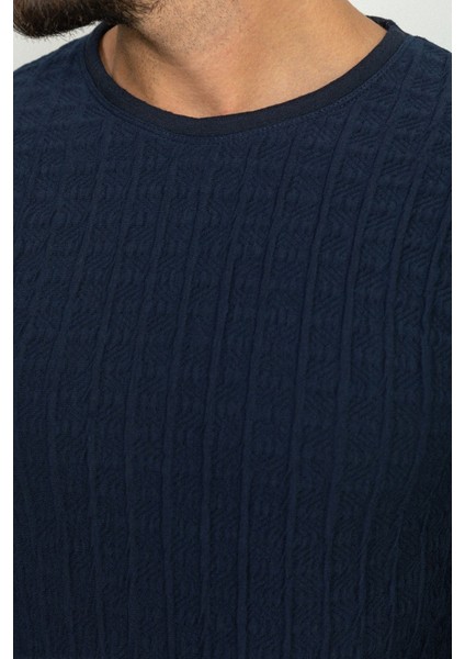 Dokulu Lacivert Renk Slim Fit Bisiklet Yaka Uzun Kollu Erkek T-Shirt fiyatları