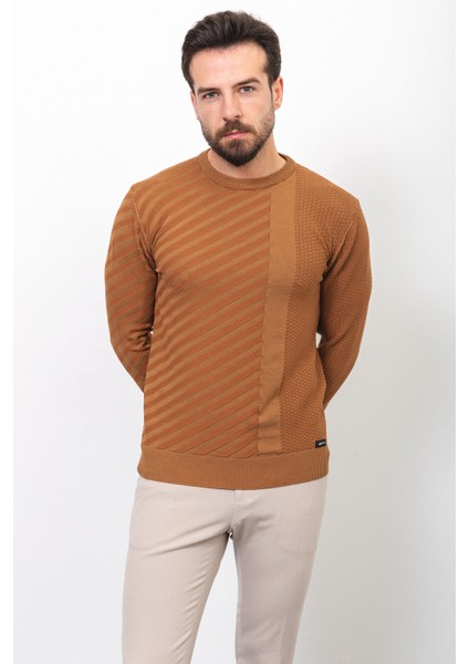 Desenli Kamel Rengi Slim Fit Bisiklet Yaka Erkek Kazak