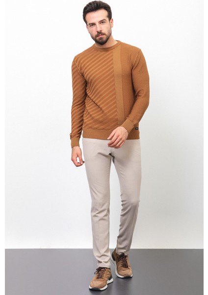 Desenli Kamel Rengi Slim Fit Bisiklet Yaka Erkek Kazak