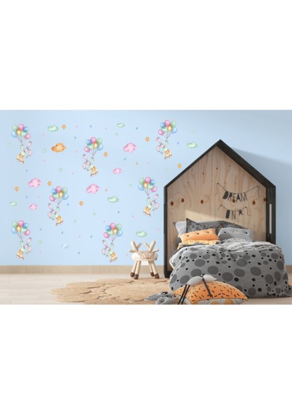 Renkli Tavşanlar ve Balonlar Çocuk Odası Duvar Stickerleri, Eğlenceli ve Sevimli Dekorasyon