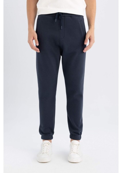 Jogger Eşofman Altı Standart Fit Basic Düz Beli Bağcıklı Lastikli Paça Cepli A6468AX24AU