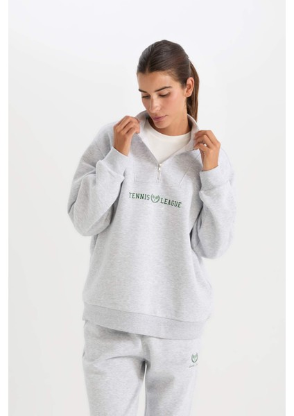 DeFacto Fit Oversize Geniş Kalıp Dik Yaka Spor Baskılı Sporcu Sweatshirt D1701AX24AU