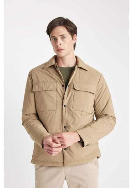 Su İtici Slim Fit Dar Kesim Gömlek Yaka Çıtçıtlı Cepli Şişme Mont D1230AX24WN fırsatları