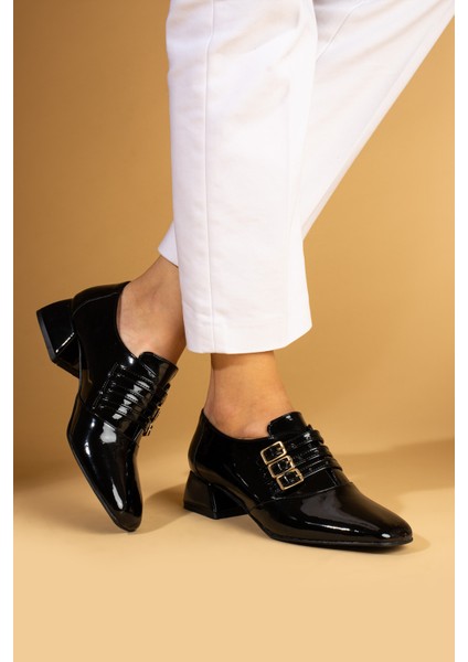 Küt Burunlu 3 Tokalı Topuklu Kadın Ayakkabı 53-400-24RUGAN modelleri