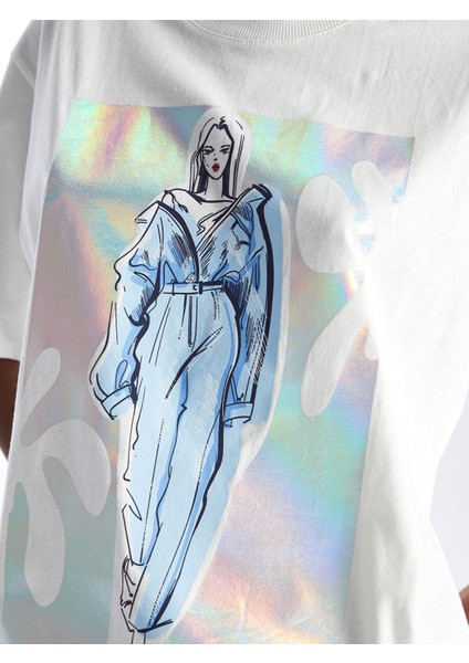 Lcw Vision Ekru Bisiklet Yaka Baskılı Kısa Kollu Oversize Kadın Tişört