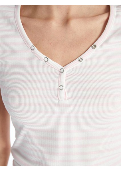 Xsıde Pembe Çizgili V Yaka Çizgili Kısa Kollu Kadın Crop fırsatları