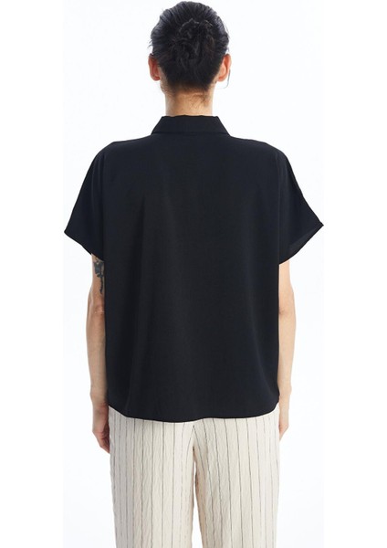 Lcwaıkıkı Classic Ekru Düz Kısa Kollu Oversize Kadın Gömlek