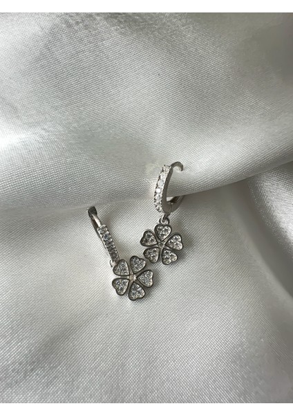 925 Ayar Gümüş Yonca Taşlı Küpe Yonca Küpe Taşlı Küpe Gümüş Küpe