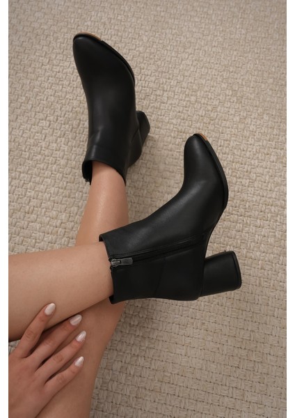 Lina Topuklu Kadın Bot Siyah