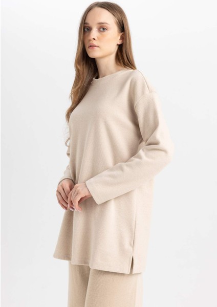 Regular Fit Bisiklet Yaka Selanik Kumaş Uzun Kollu Basic Düz Tişört Tunik B3552AX24AU fırsatları