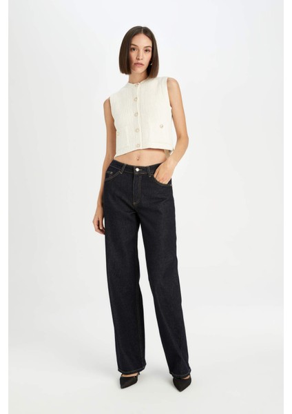 Regular Fit Crop Düğmeli Klasik Yelek E1479AX24WN