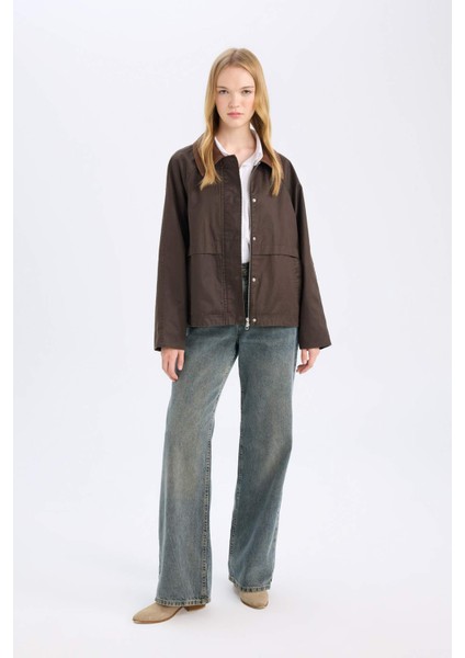 Regular Kalıp İnce Mumlu Kadife Ceket Mont Polo Yaka Çıtçıtlı Cepli Mevsimlik D5766AX24WN fiyatları