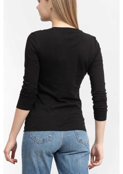 Kadın Tişört Siyah fırsatları