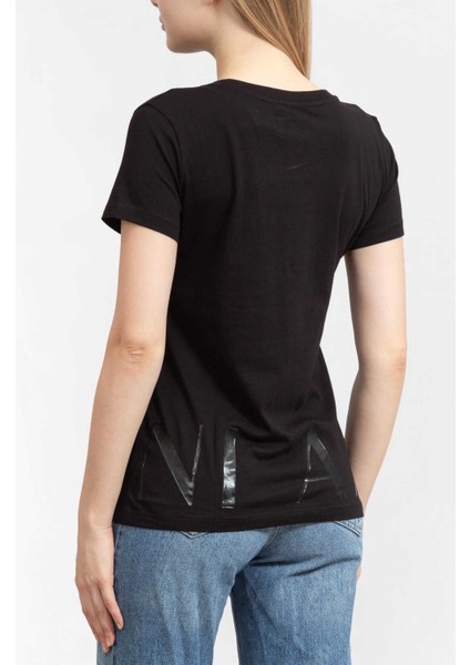 Kadın Tişört Siyah fırsatları