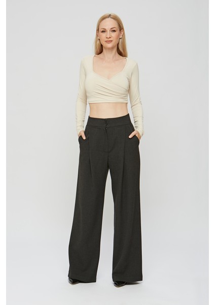 Kruvaze Yaka Uzun Kollu Vücuda Oturan Kadın Crop Bluz Body