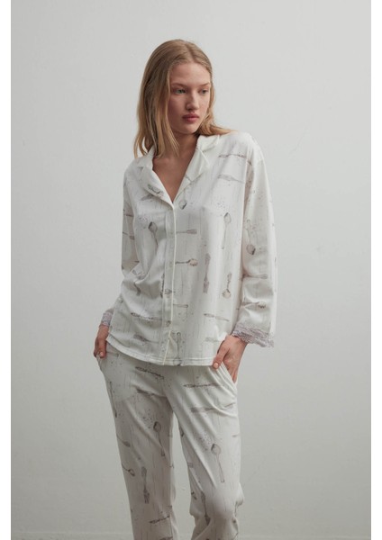 Kadın Pamuklu Uzun Kollu Dantel Detaylı Gömlek