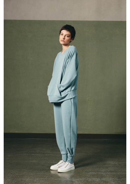 Kadın Soft Touch Uzun Kollu Kesik Detaylı Sweatshirt modelleri