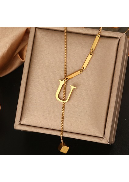 Kadınlar Için Titanyum Çelik Püskül Klavikula Zinciri Avrupa ve Amerika 26 Harf Solmayan Basit Üst Düzey Kolye Aksesuarları (Yurt Dışından)