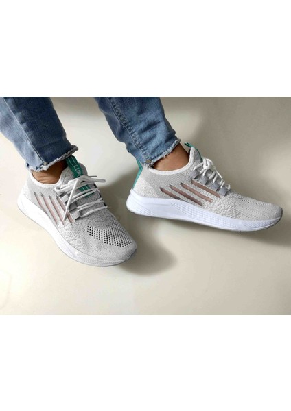 Kadın Sneaker fırsatları
