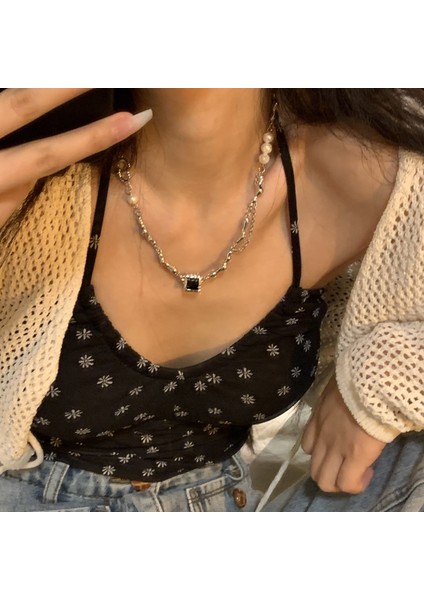 Süper Peri Fransız Retro Hip-Hop Klavikula Zinciri Kadın Sıcak Kız Inci Kolye Ins Niş Tasarım Işık Lüks Aksesuarlar Kolye (Yurt Dışından)