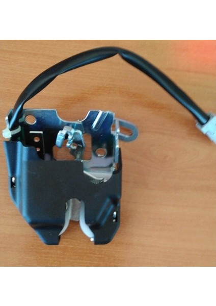 Kilit Bağaj Civic 07-09 Honda Cıvıc (Oem No: 1901KBS2095096)