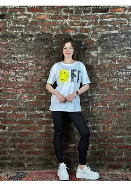 Kadın Beyaz Off Yazılı Tshirt